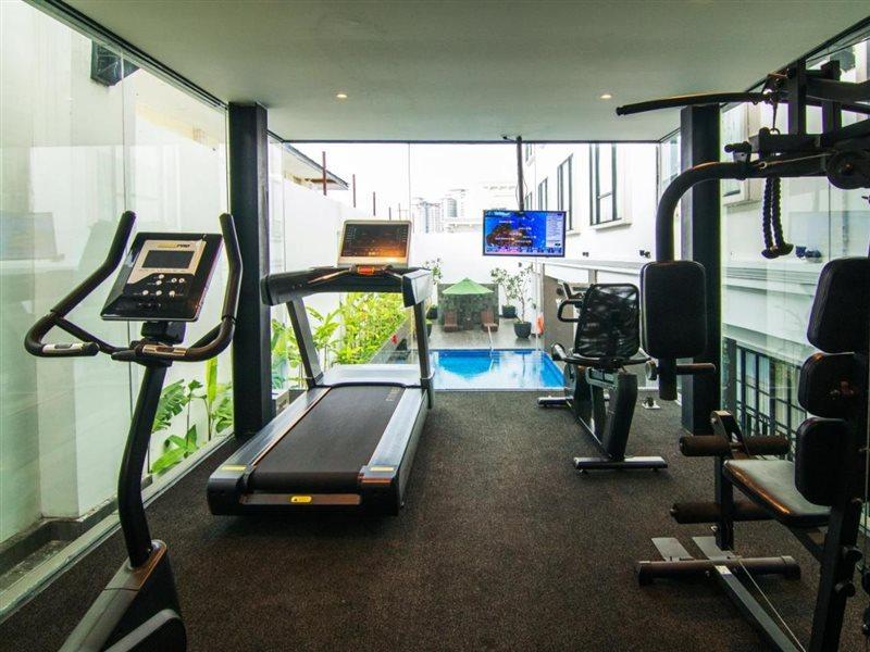 Sutasoma Hotel Джакарта Екстериор снимка